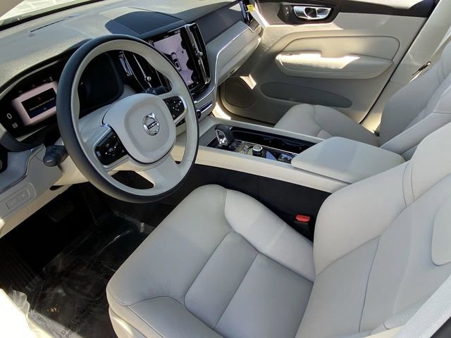 Certified 2025 Volvo XC60 T8 Plus AWD/4WD image 19