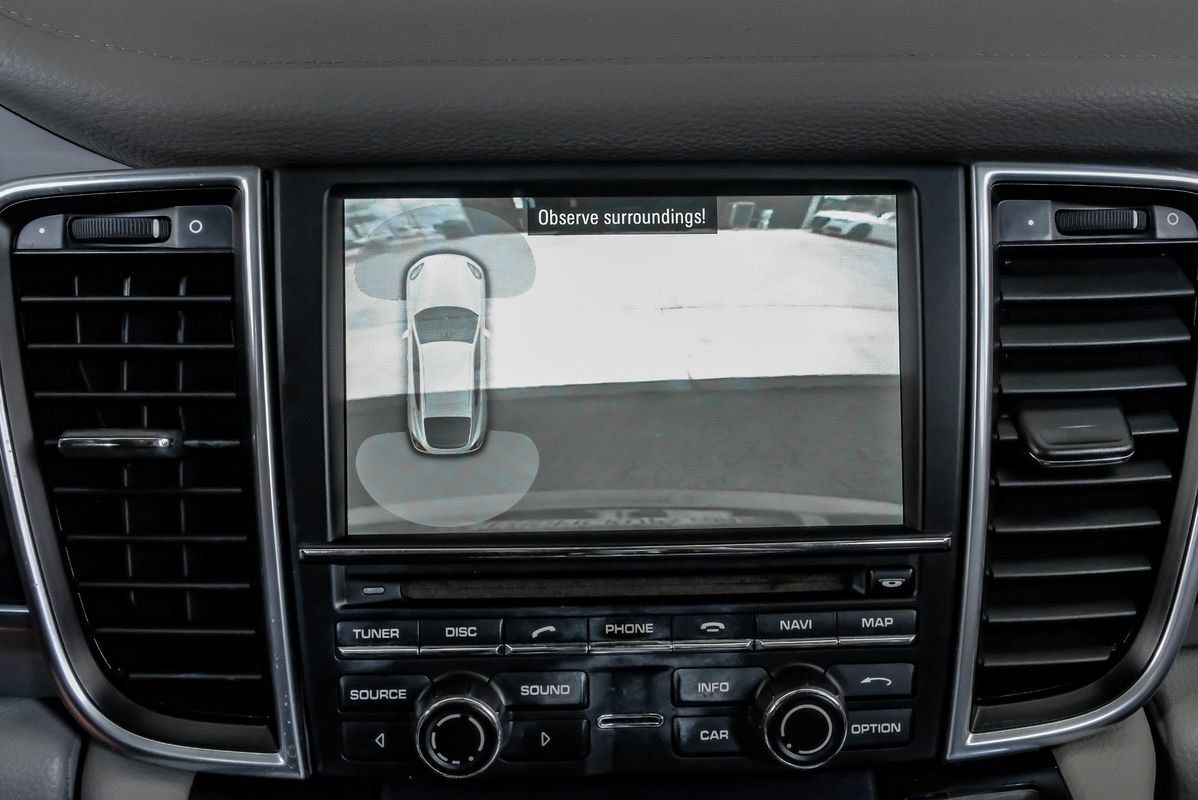 Used 2011 Porsche Panamera 4 AWD/4WD image 22