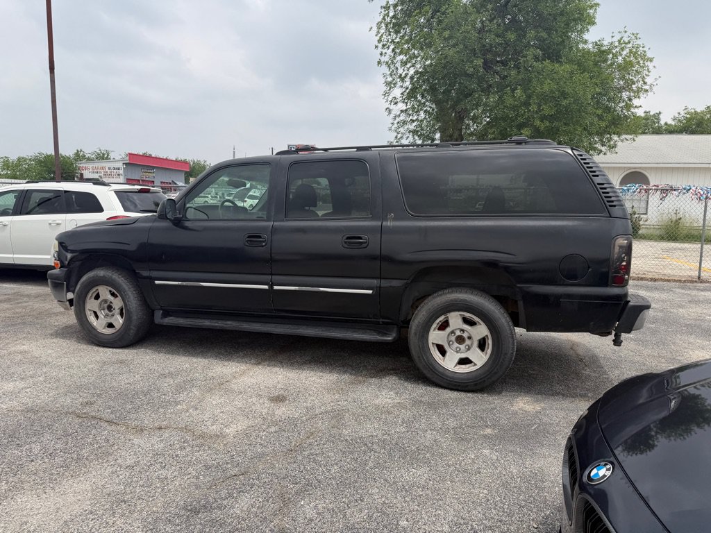 Used 2002 Chevrolet Suburban LT RWD image 21