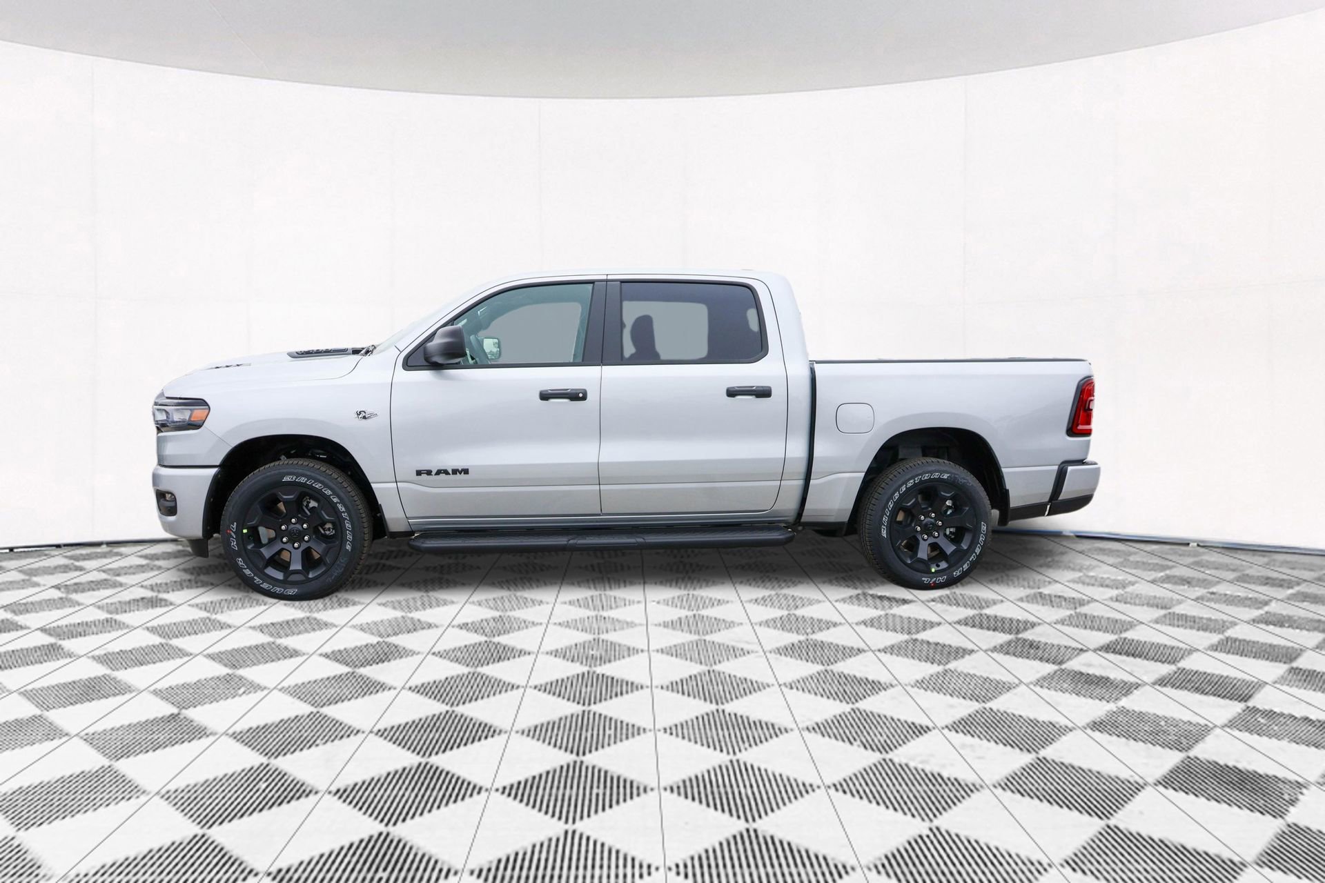 New 2026 RAM 1500 Express image 7
