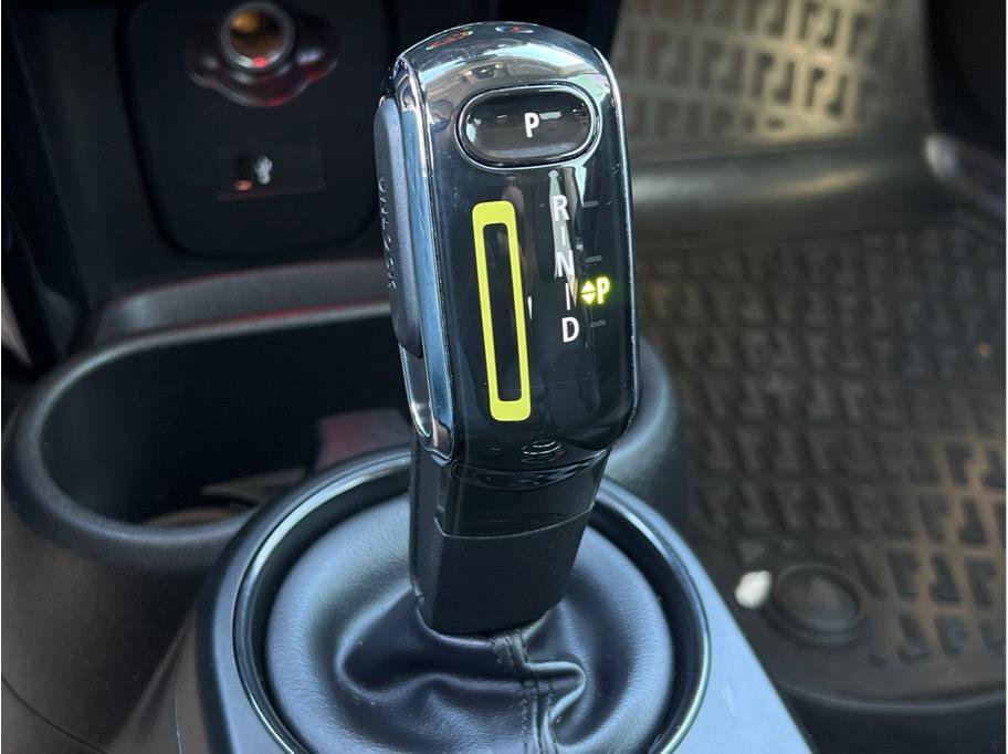 Used 2022 MINI Cooper SE FWD image 15