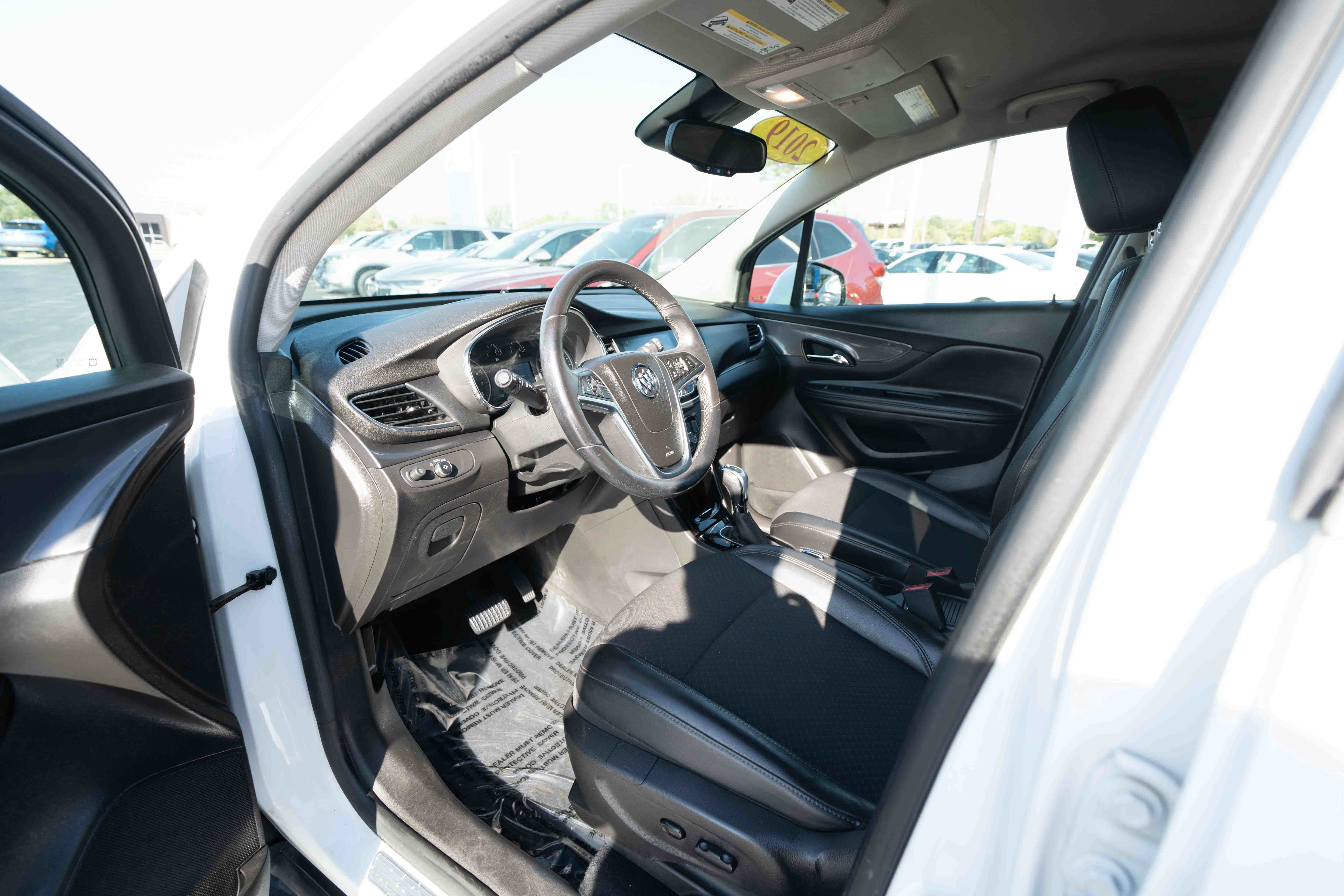 Used 2019 Buick Encore Preferred w/ Safety Package FWD image 8