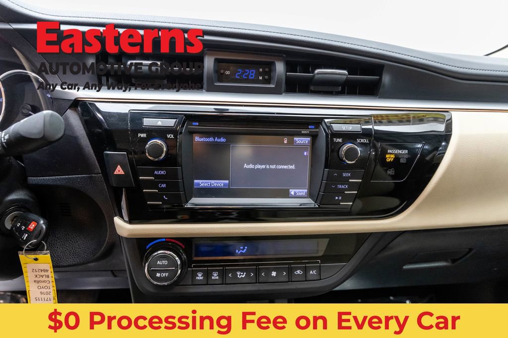Used 2016 Toyota Corolla LE FWD image 11