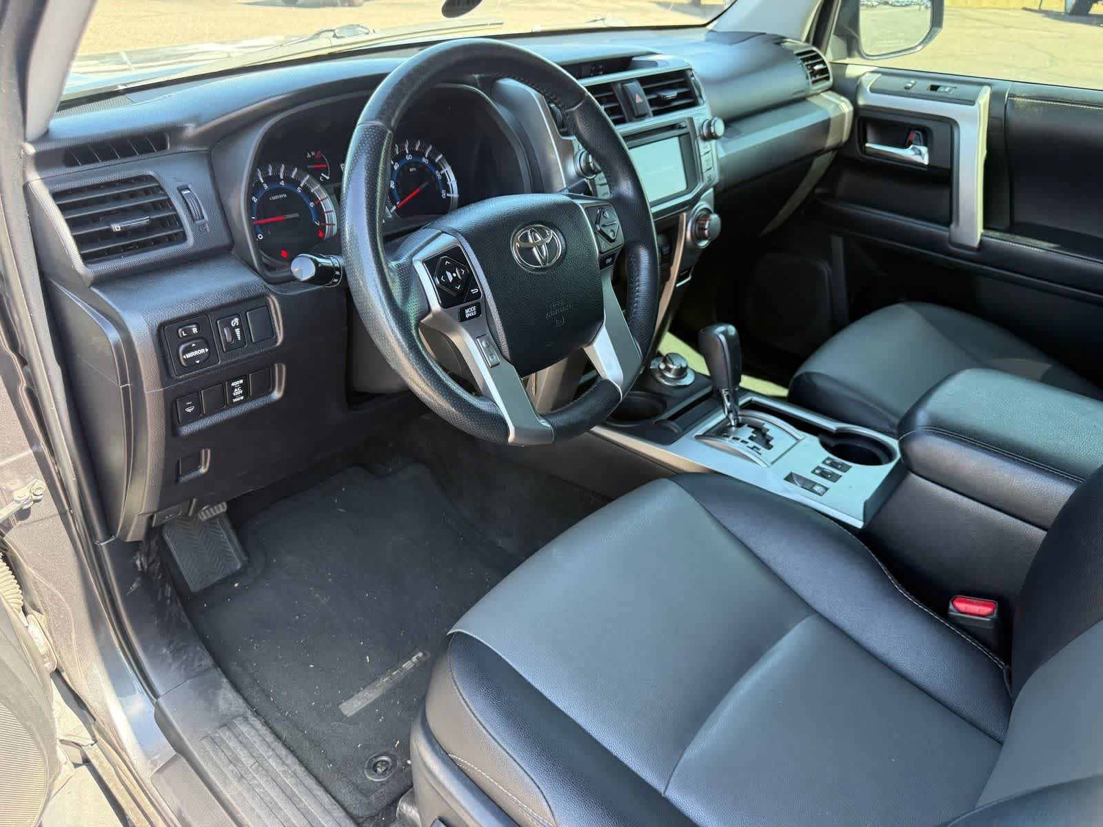 Used 2018 Toyota 4Runner SR5 Premium AWD/4WD image 14