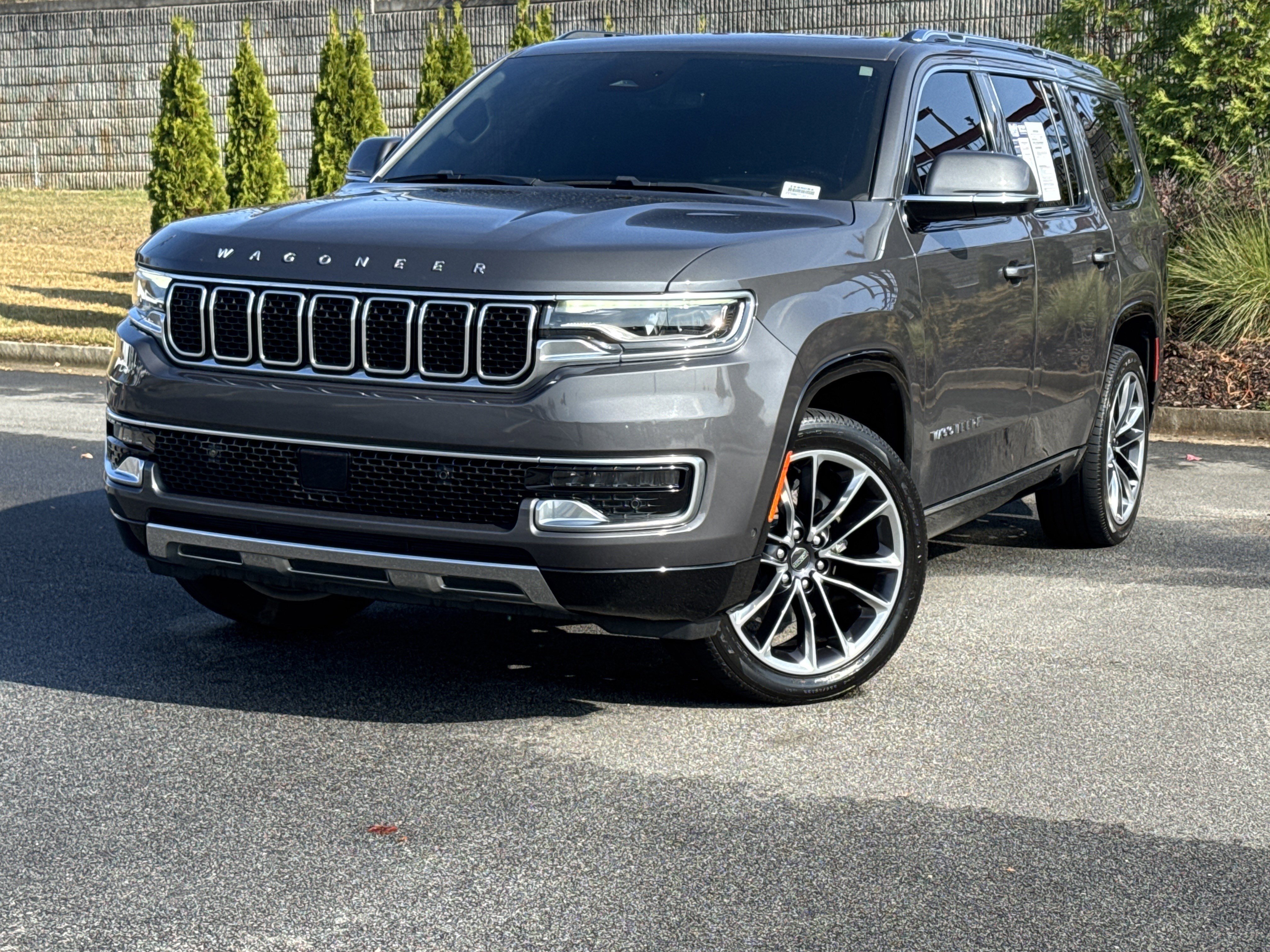 Used 2022 Jeep Wagoneer Series III w/ Premium Group I image 5