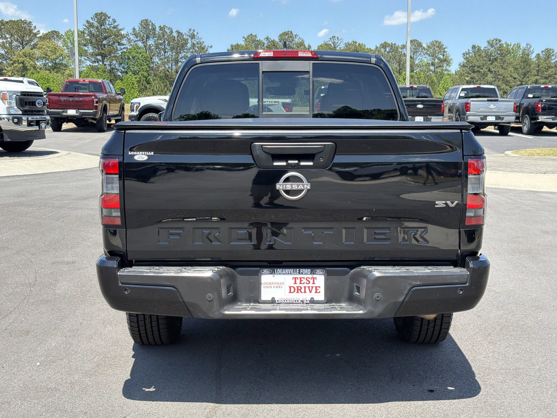Used 2022 Nissan Frontier SV w/ SV Premium Package image 26