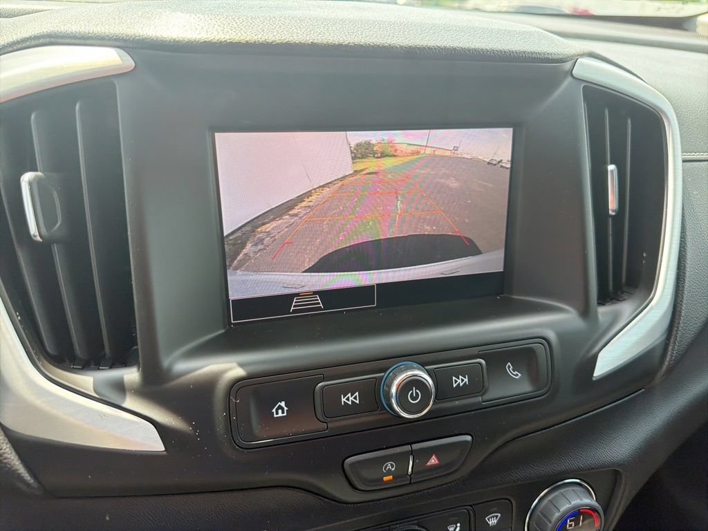 Used 2024 GMC Terrain SLE w/ Driver Convenience Package FWD image 15