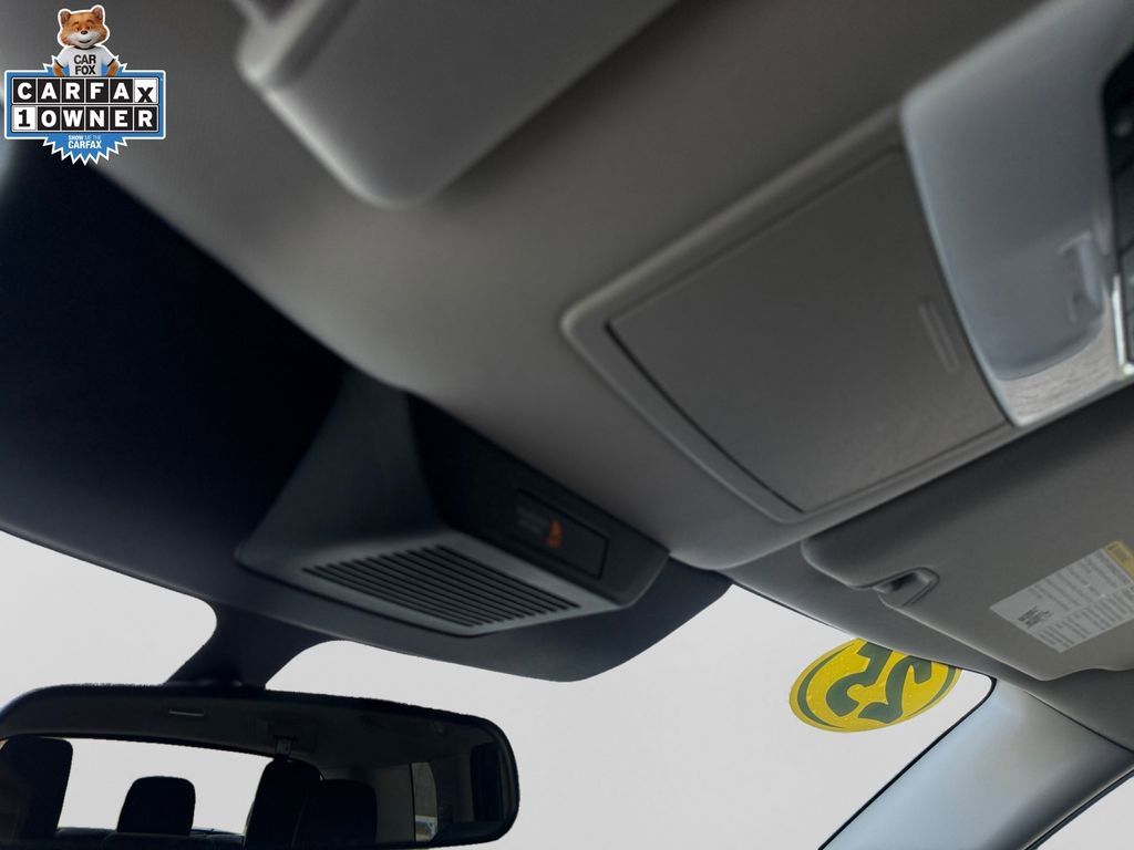 Certified 2025 Nissan Pathfinder SV image 27