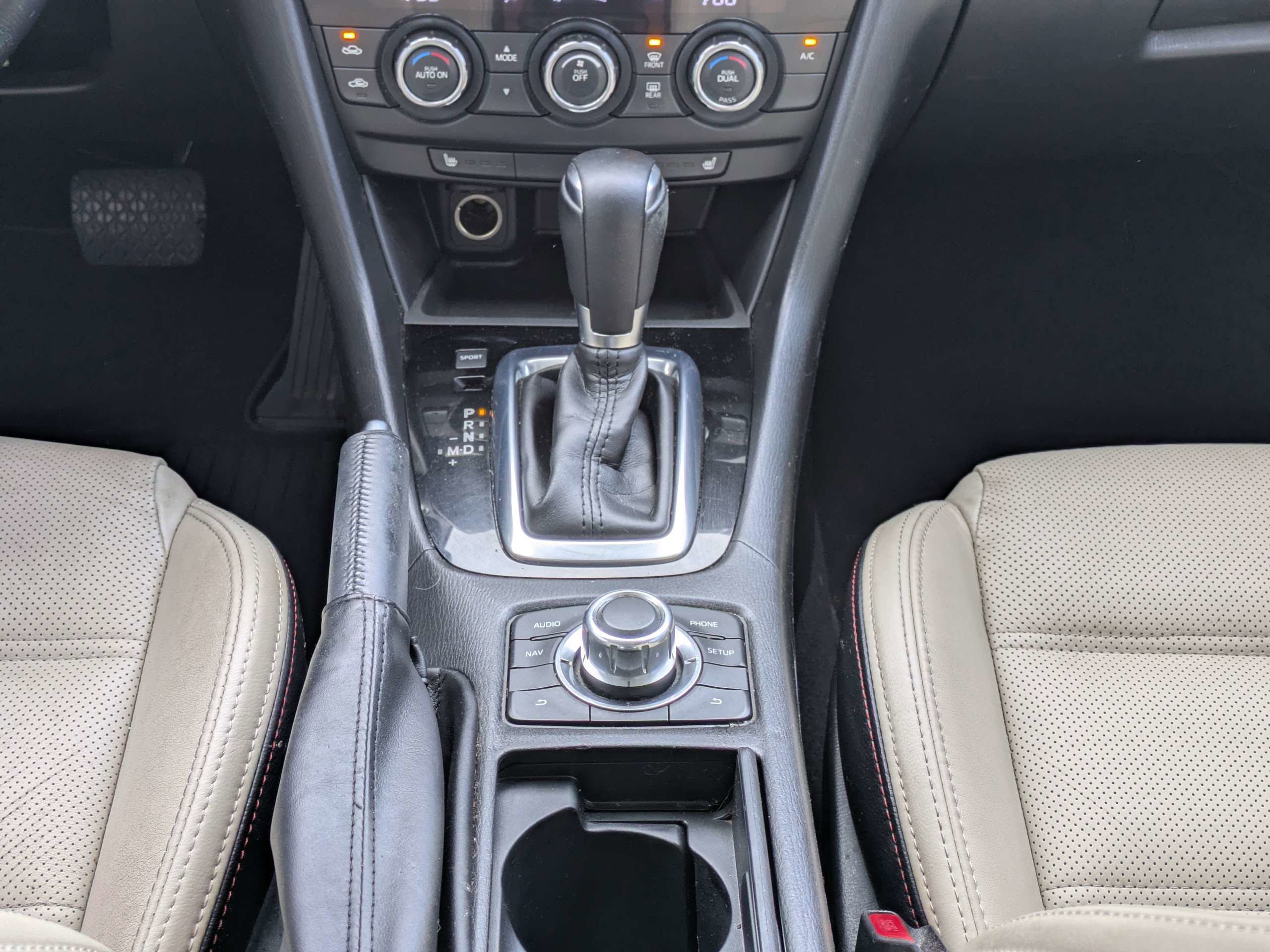 Used 2014 MAZDA MAZDA6 Grand Touring w/ GT Technology Package FWD image 16