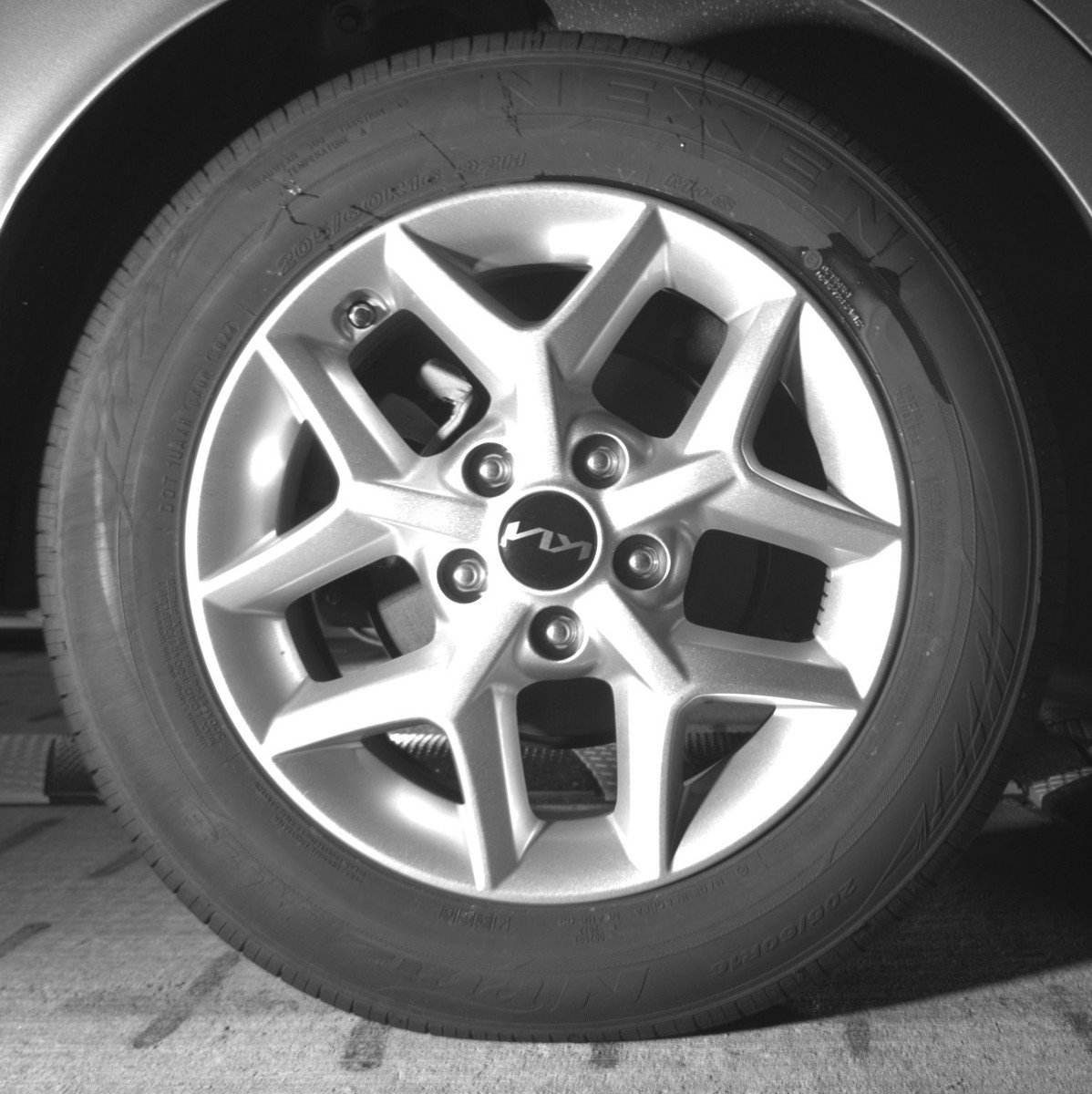 Used 2025 Kia Soul LX w/ LX Technology Package image 15