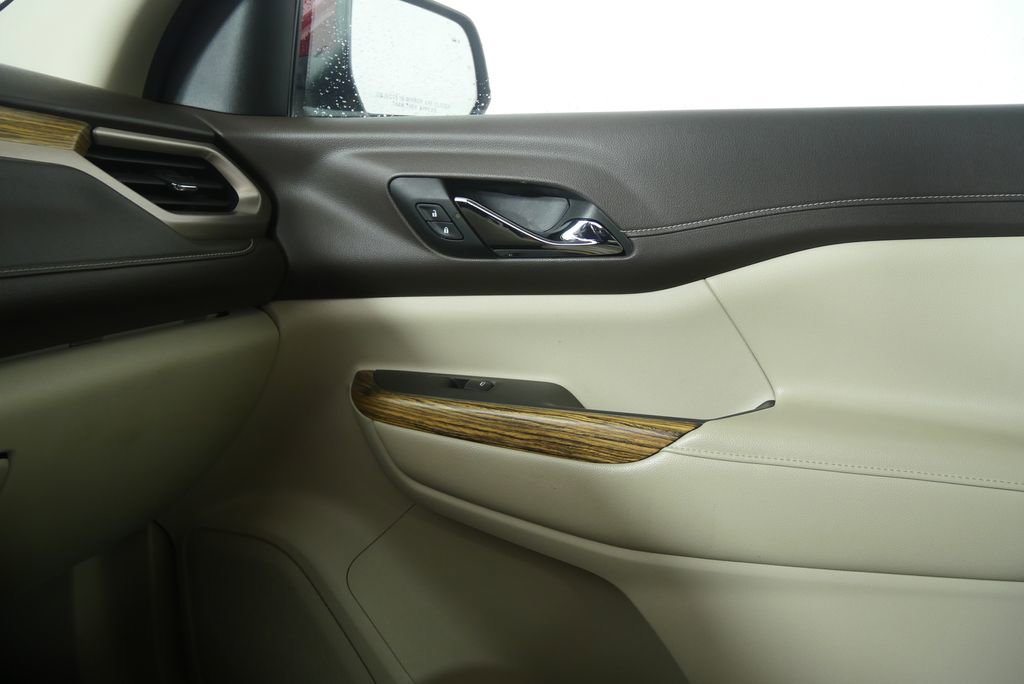 Used 2019 GMC Acadia Denali w/ Technology Package image 25