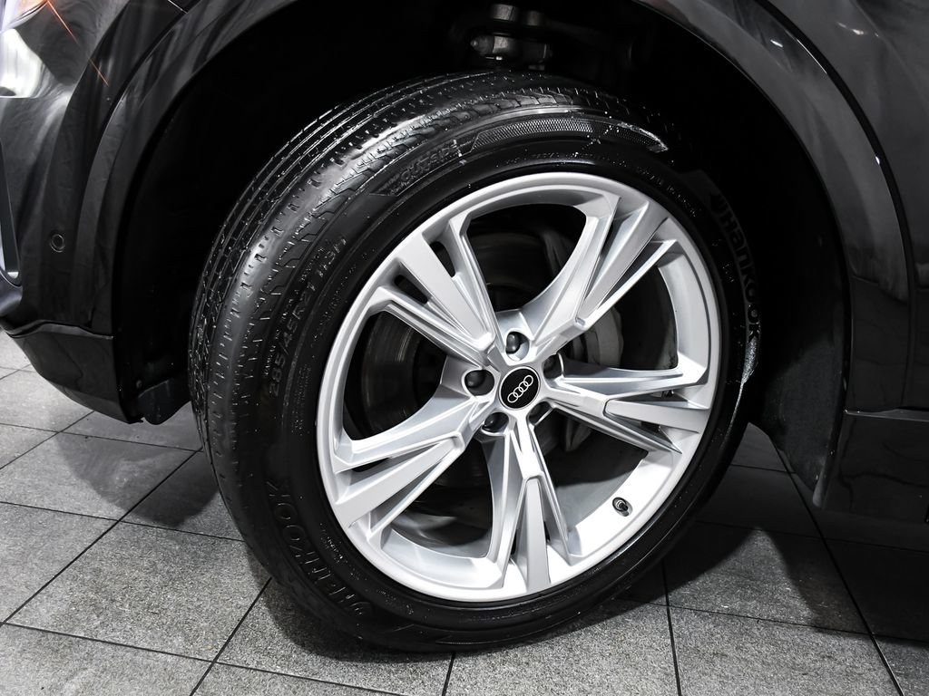 Used 2023 Audi Q8 Premium Plus w/ Premium Plus Package AWD/4WD image 7