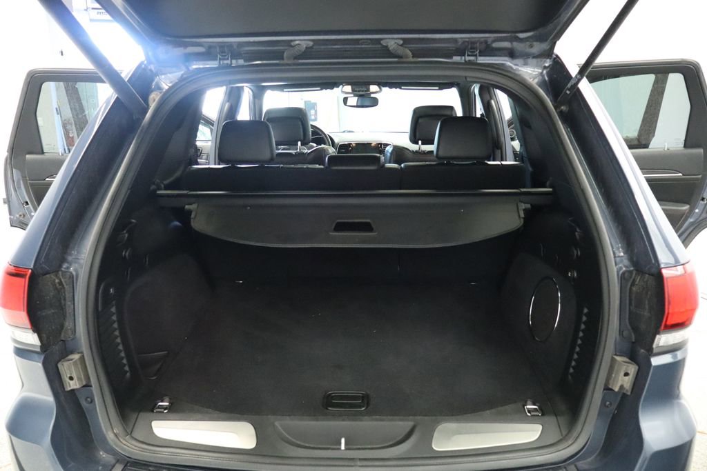 Used 2021 Jeep Grand Cherokee Trailhawk w/ Trailhawk Luxury Group image 31