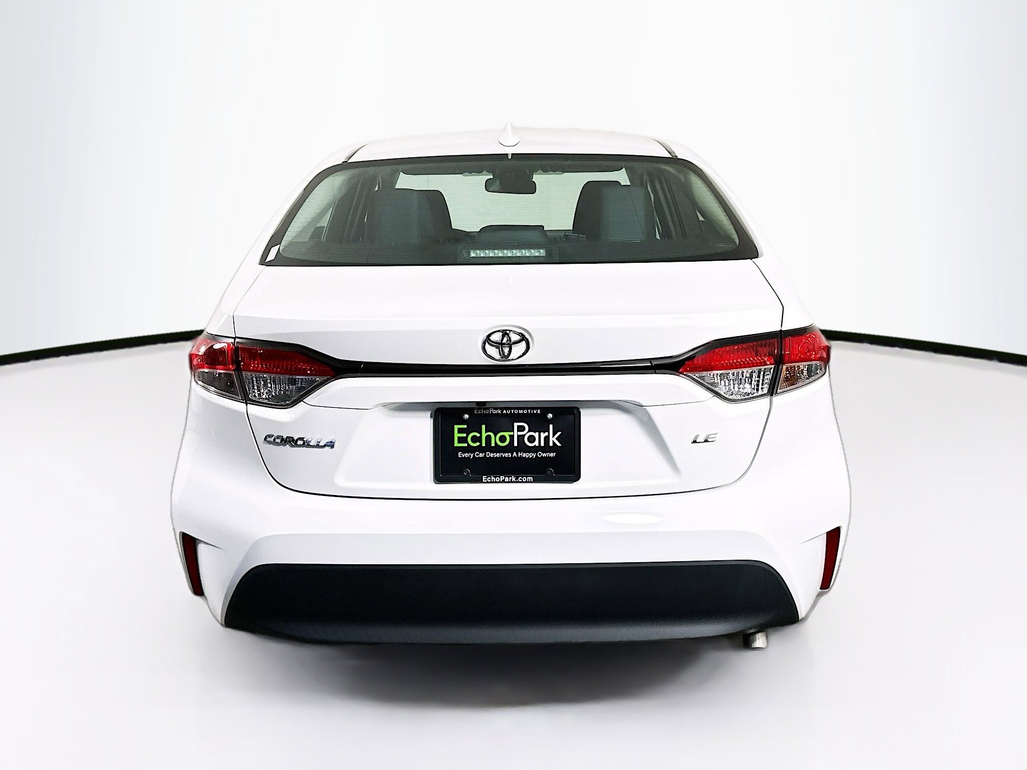 Used 2023 Toyota Corolla LE w/ Carpet Mat Package (TMS) image 7