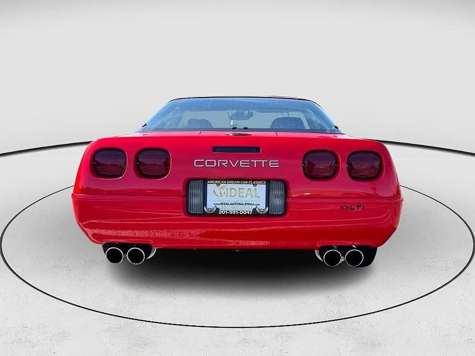 Used 1996 Chevrolet Corvette Coupe image 5