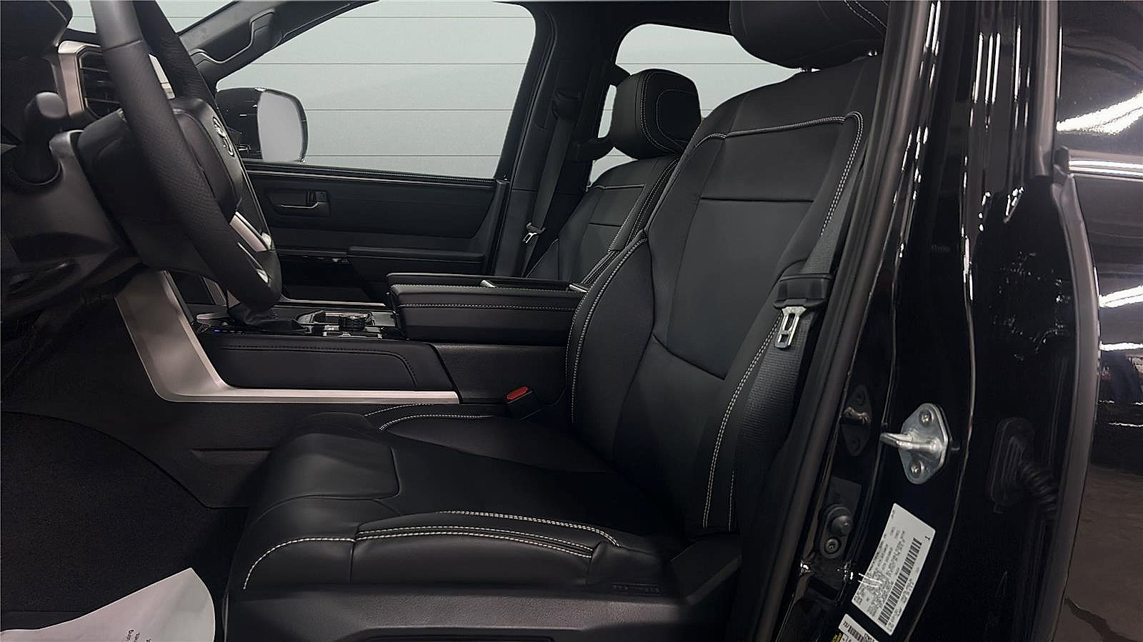 New 2026 Toyota Tundra Limited AWD/4WD image 4