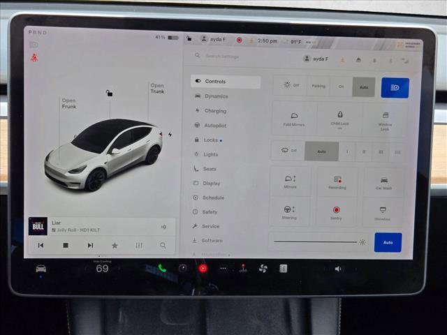 Used 2021 Tesla Model Y Long Range AWD/4WD image 13