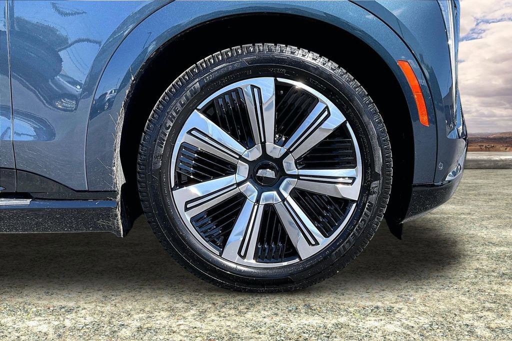 Certified 2025 Cadillac Escalade IQ Luxury 2 image 34