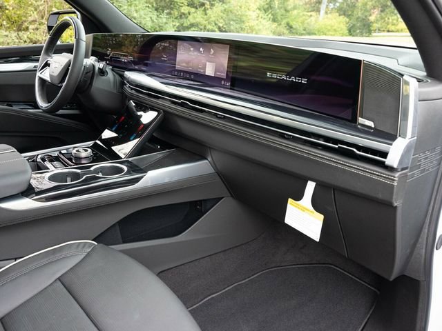 Used 2026 Cadillac Escalade ESV Sport w/ Touring Package image 75
