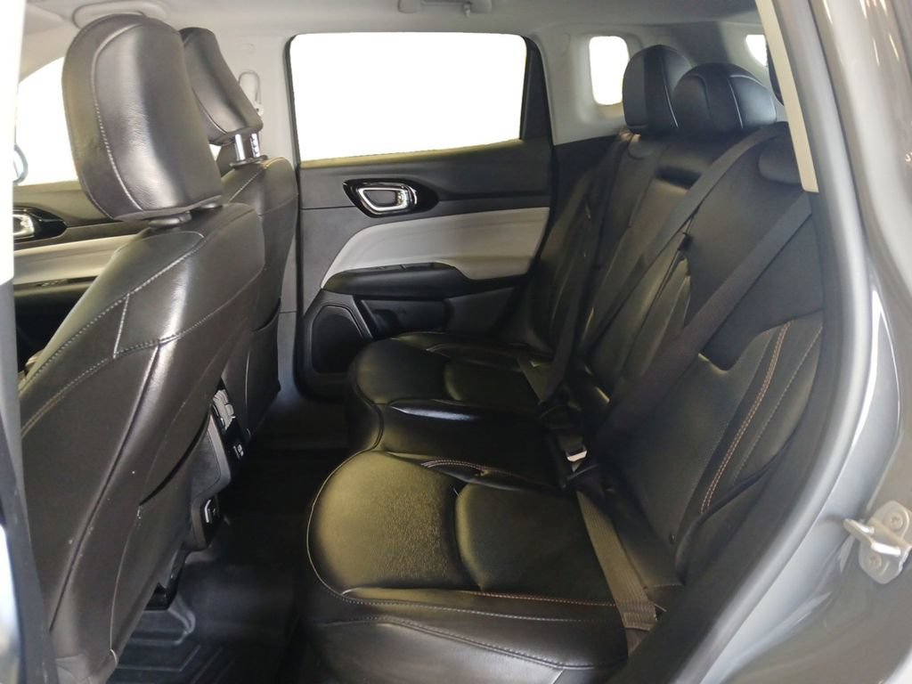 Used 2022 Jeep Compass Limited AWD/4WD image 14