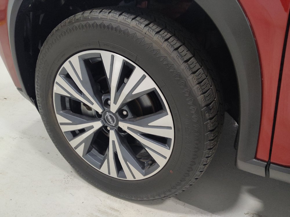 Used 2023 Nissan Rogue SV AWD/4WD image 31
