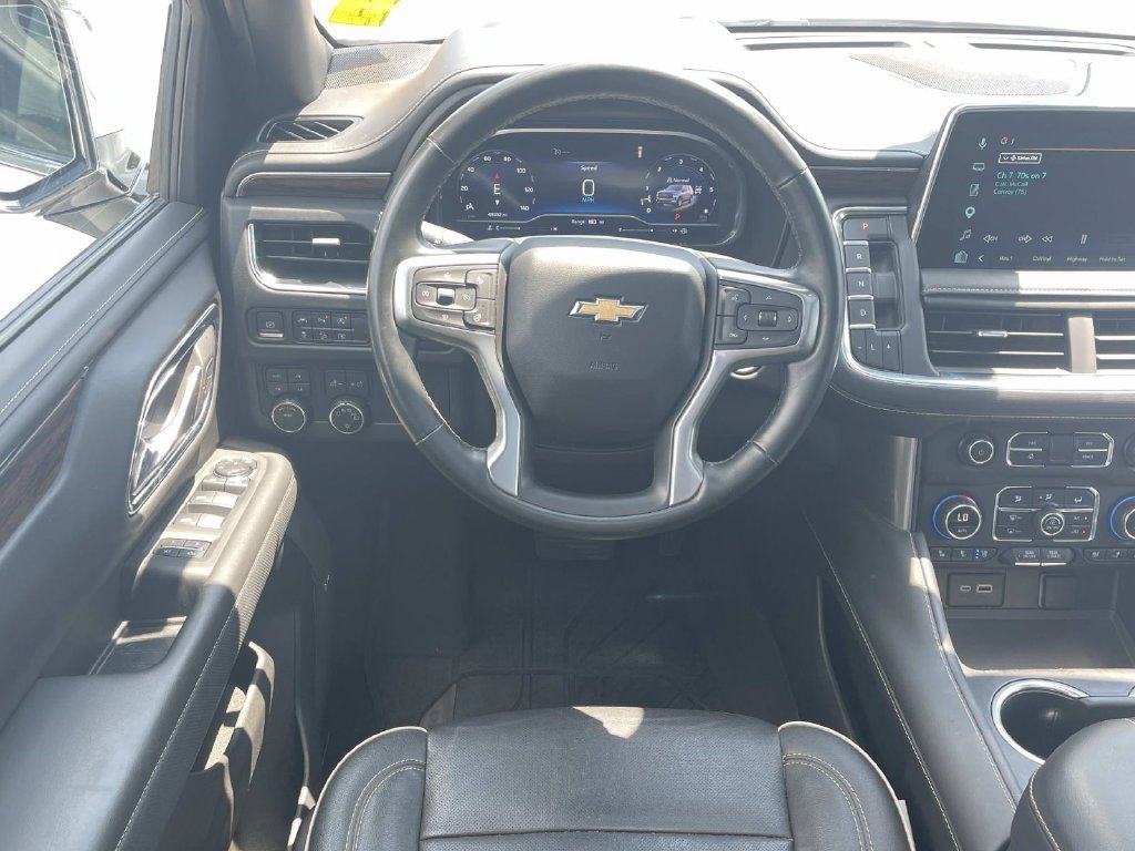 Used 2023 Chevrolet Suburban Premier AWD/4WD image 16