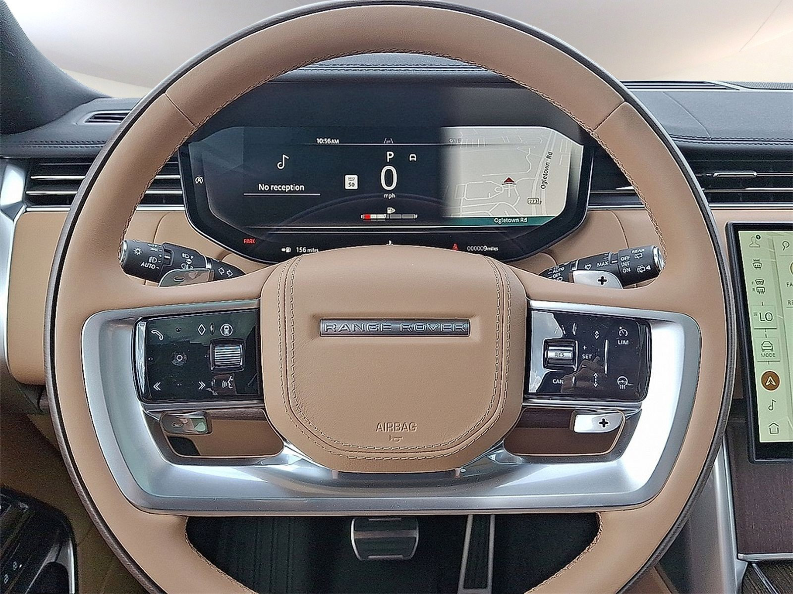 New 2025 Land Rover Range Rover SE image 9