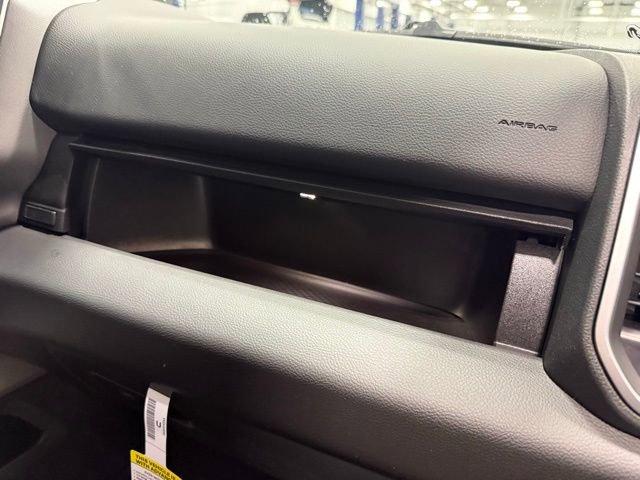 New 2026 RAM 1500 4x4 Crew Cab image 25