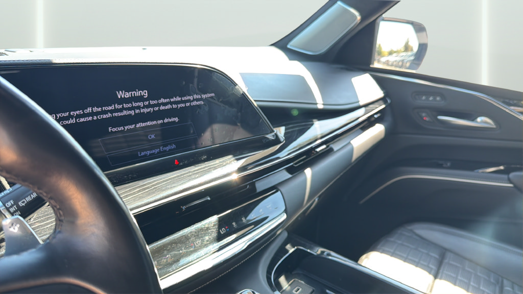 Used 2024 Cadillac Escalade V AWD/4WD image 16