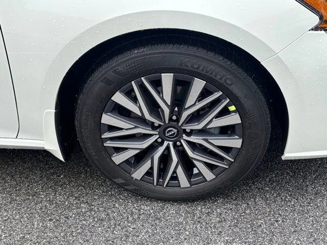 New 2026 Nissan Altima 2.5 SV FWD image 10