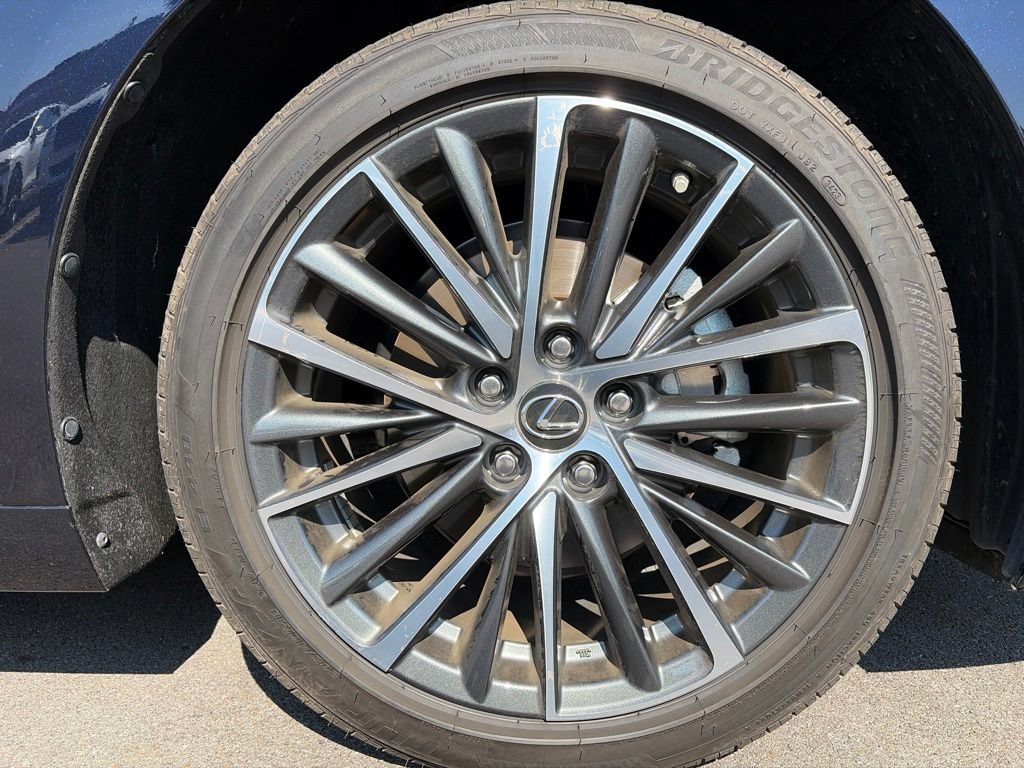 Used 2024 Lexus ES 350 w/ Premium Package FWD image 24