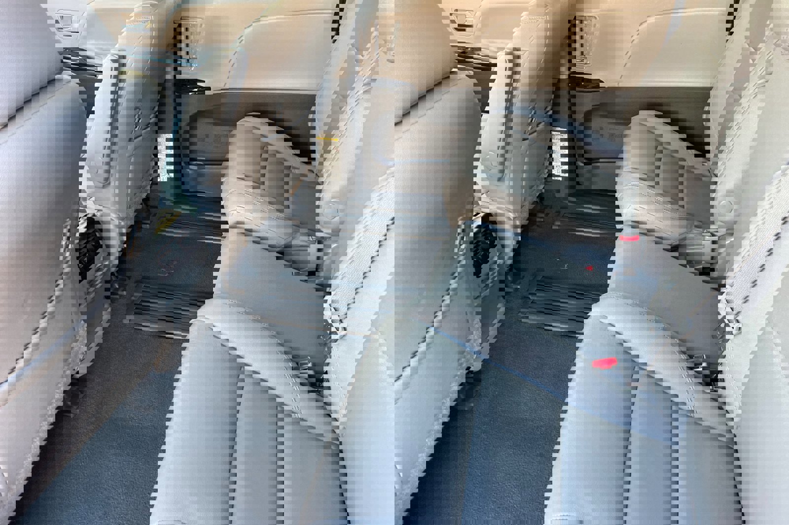 Used 2020 Toyota Sienna XLE image 12