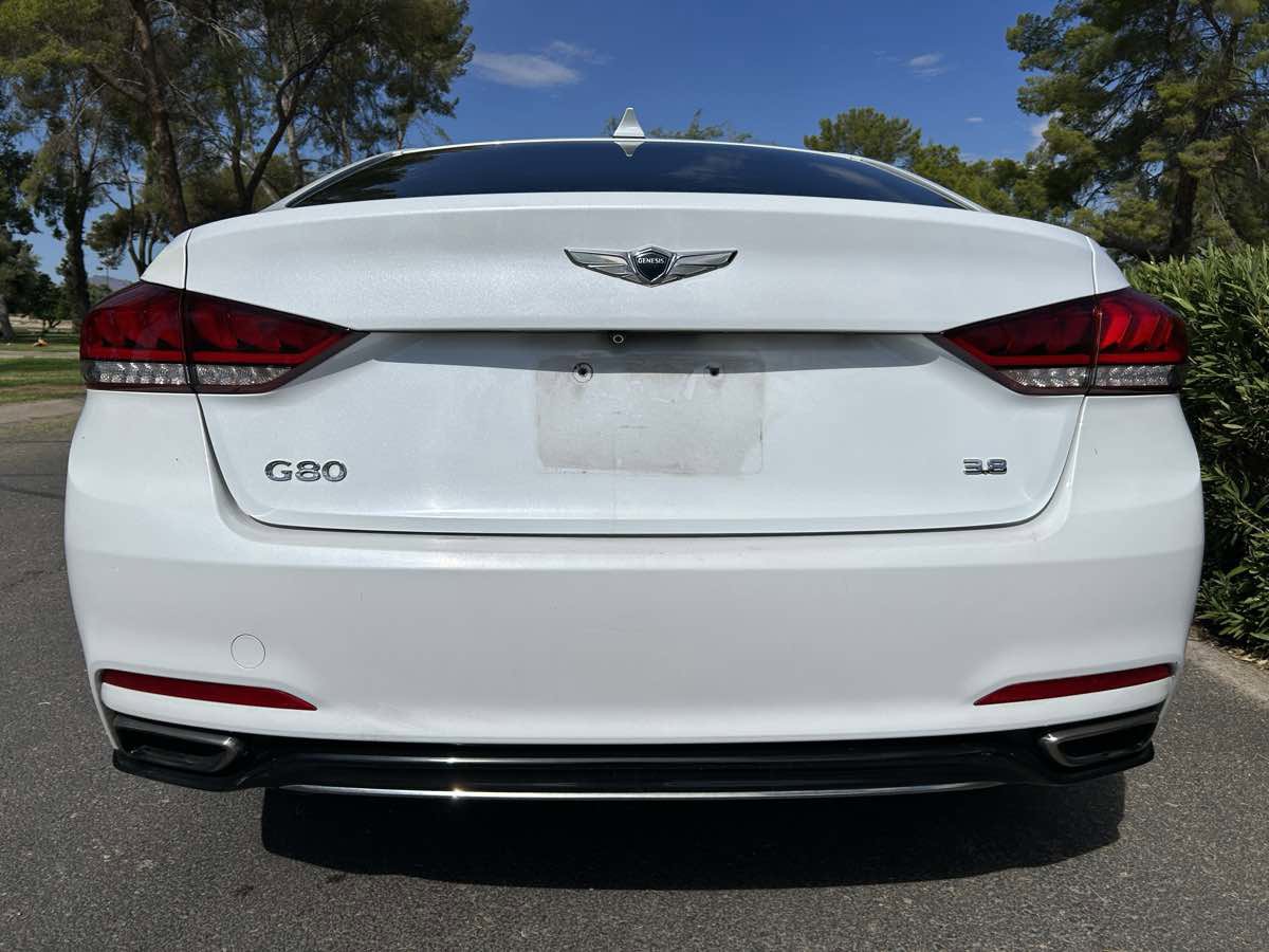 Used 2018 Genesis G80 3.8 RWD image 8