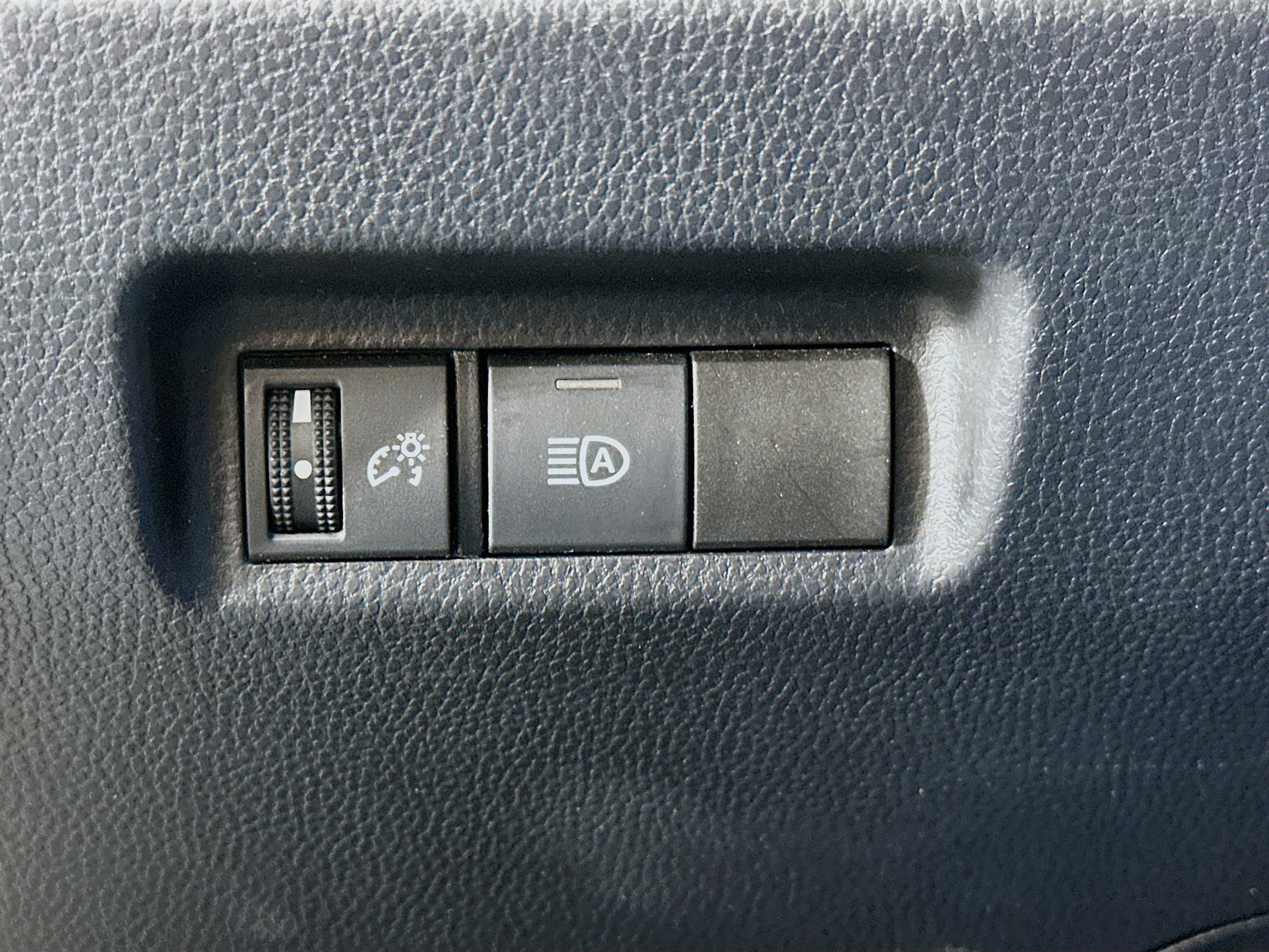 Used 2024 Toyota RAV4 LE image 16