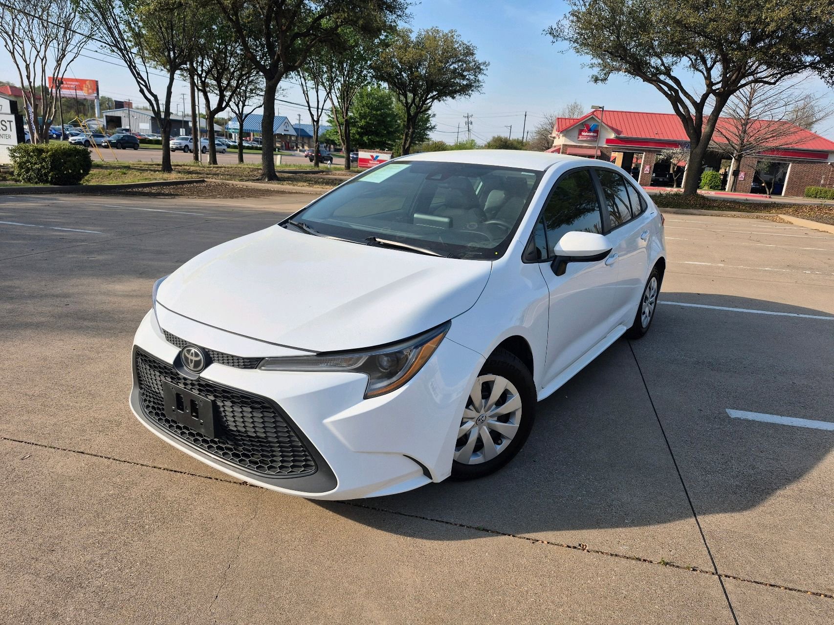 Used 2020 Toyota Corolla L image 1
