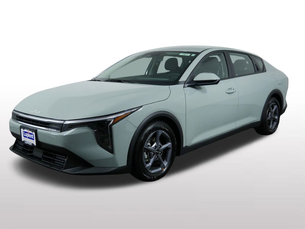 Certified 2025 Kia K4 FWD image 5