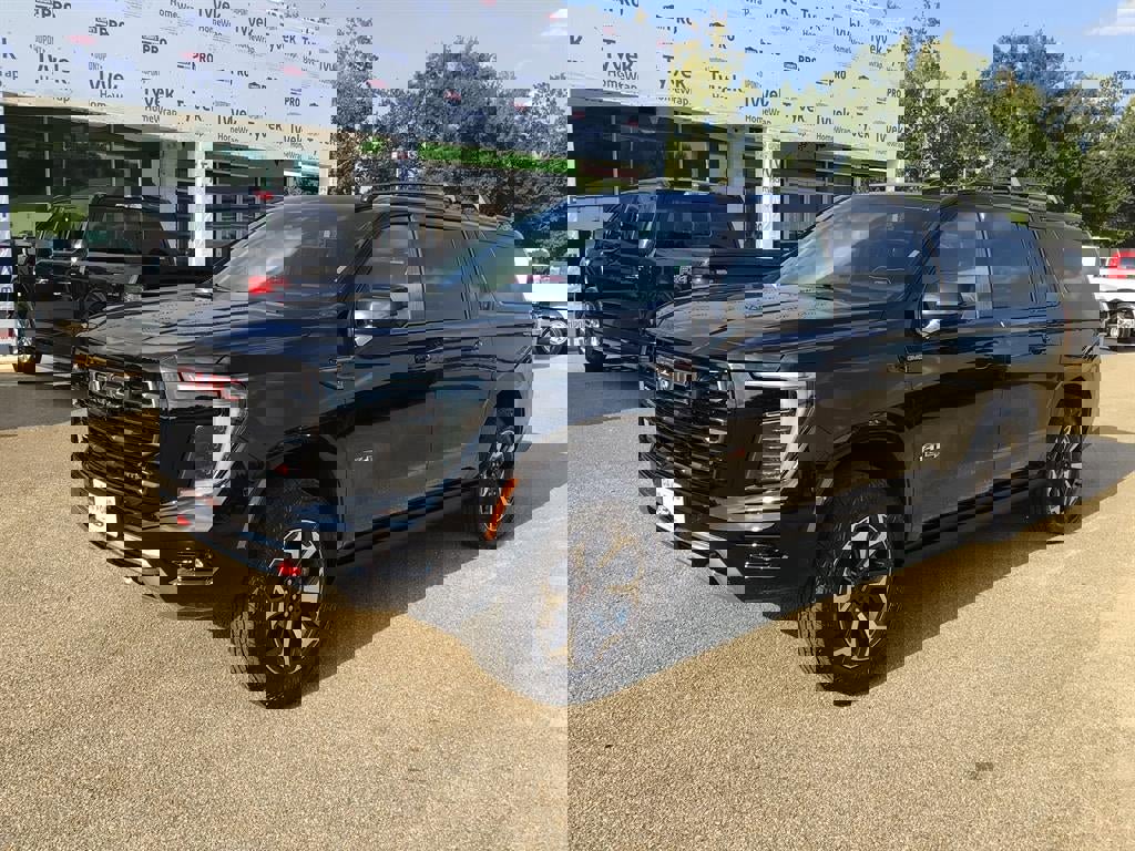 Used 2025 GMC Yukon XL AT4 Ultimate image 3