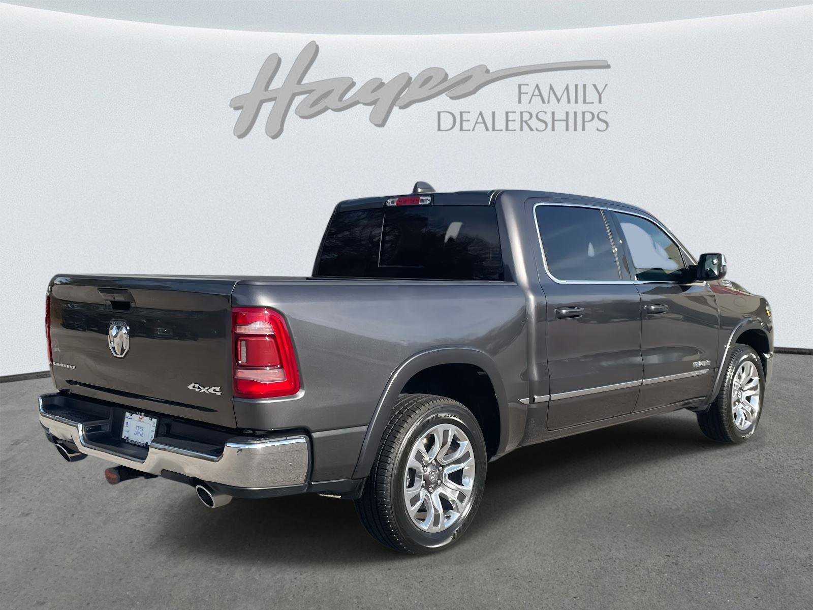 Used 2024 RAM 1500 Limited image 3