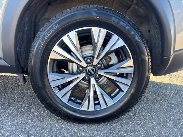 Used 2023 Nissan Rogue SV AWD/4WD image 28