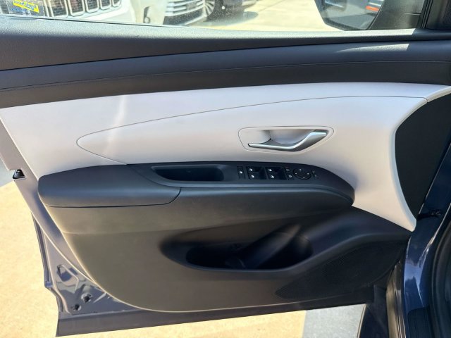 Used 2025 Hyundai Tucson SEL FWD image 23