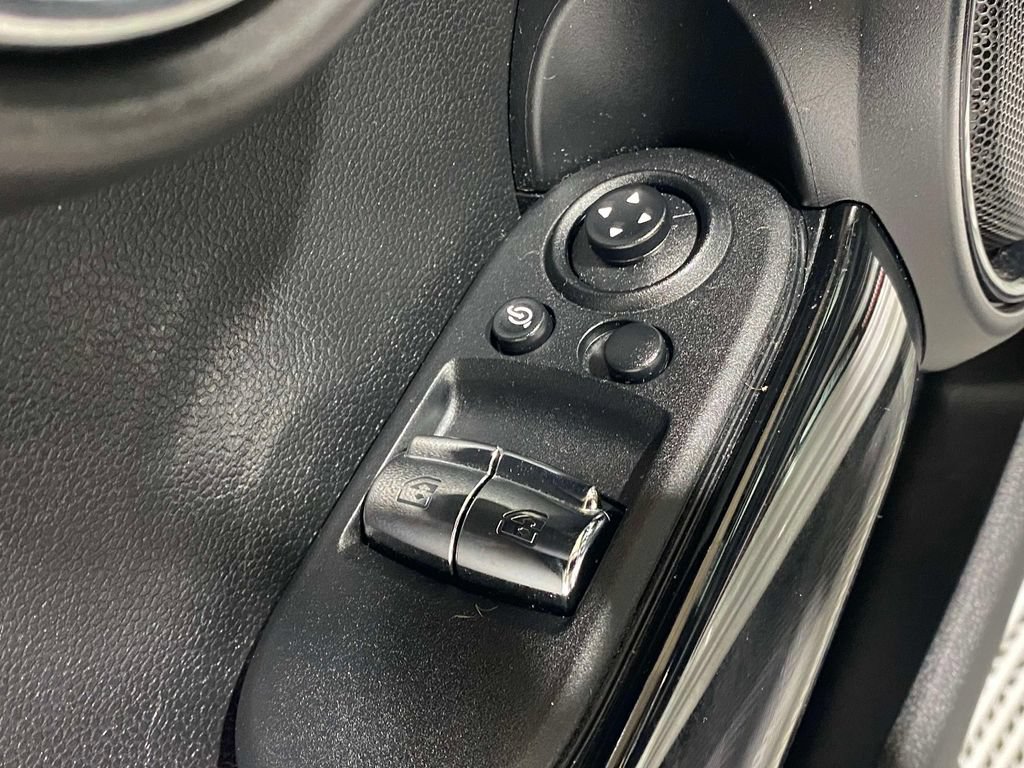 Used 2020 MINI Cooper John Cooper Works w/ Premium Package FWD image 18