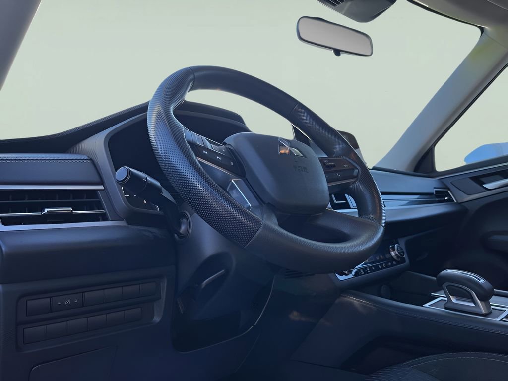 Used 2022 Mitsubishi Outlander ES image 14