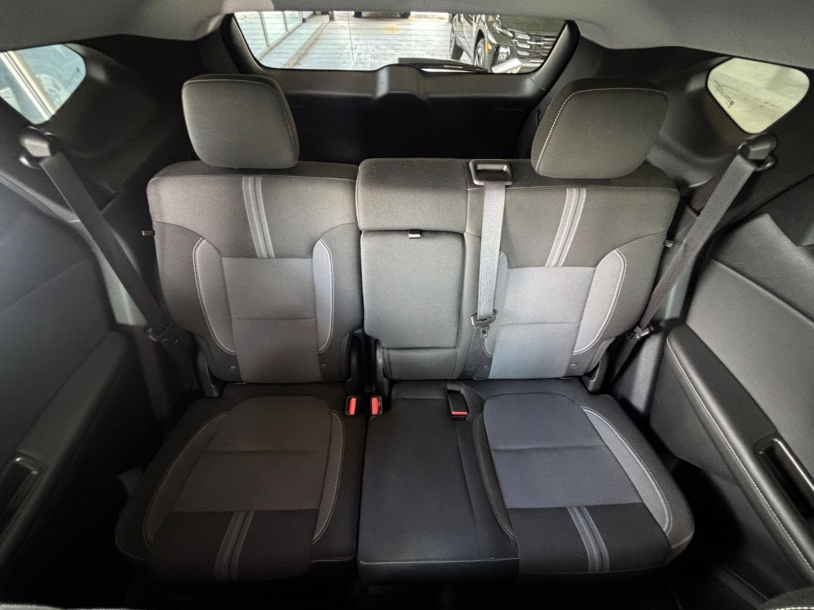 Used 2025 Chevrolet Blazer LT FWD image 38