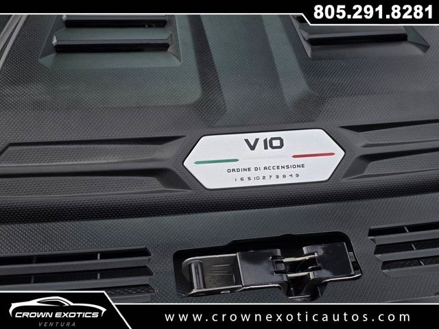 Used 2020 Lamborghini Huracan EVO image 25