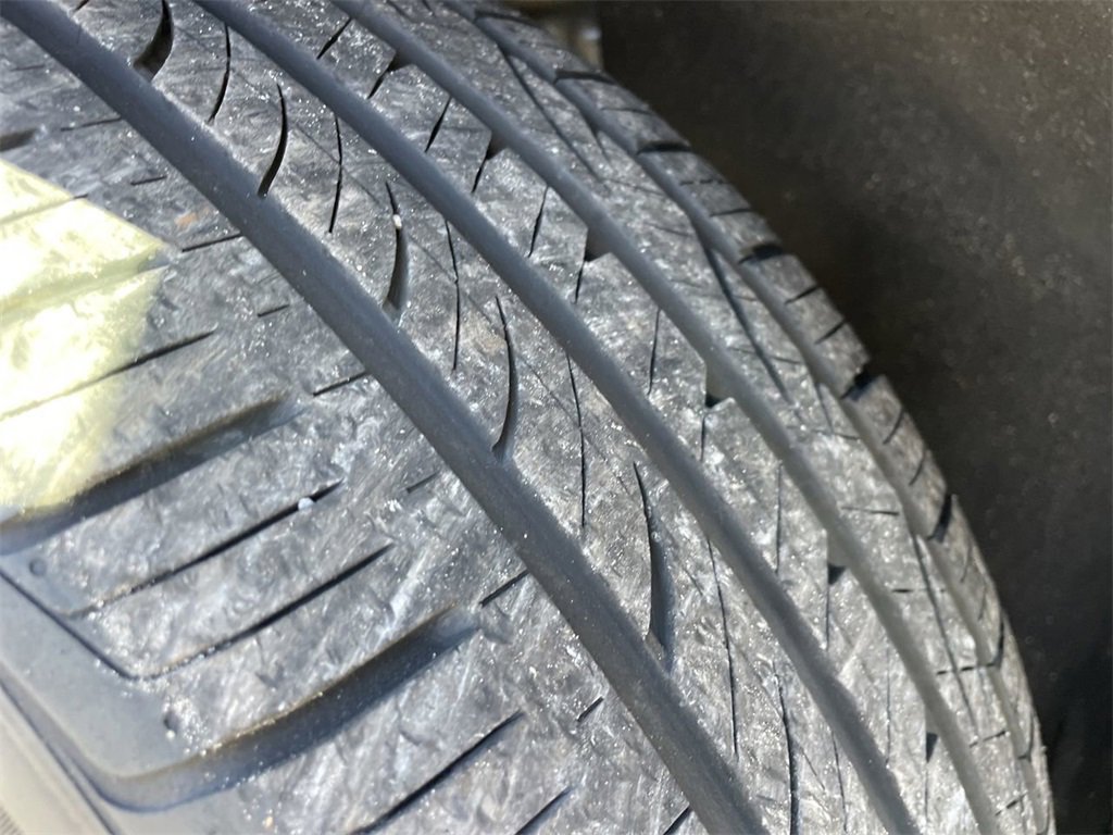 Used 2021 Ford Edge Titanium w/ Equipment Group 301A image 34