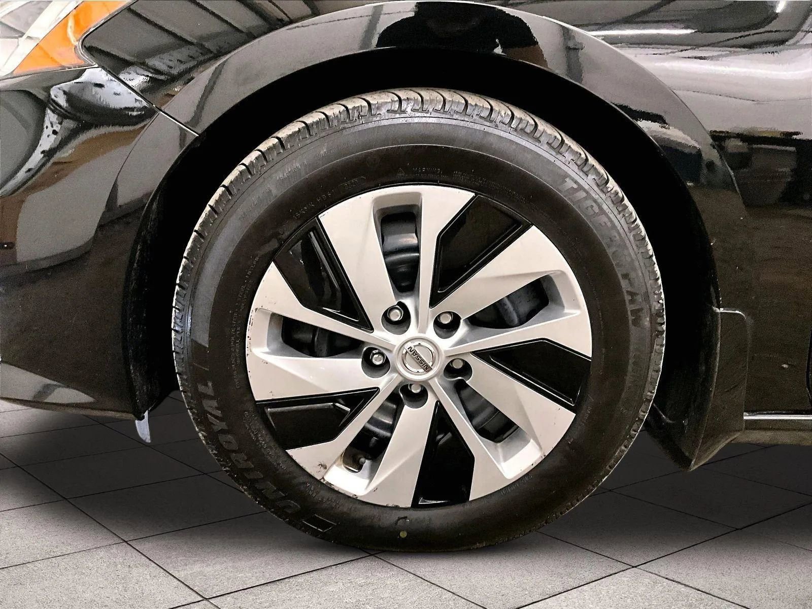 Used 2019 Nissan Altima 2.5 S FWD image 8