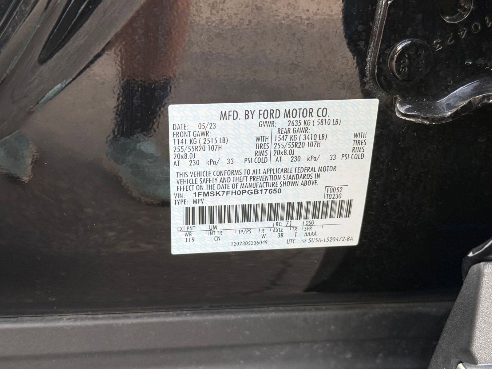 Used 2023 Ford Explorer Limited image 21