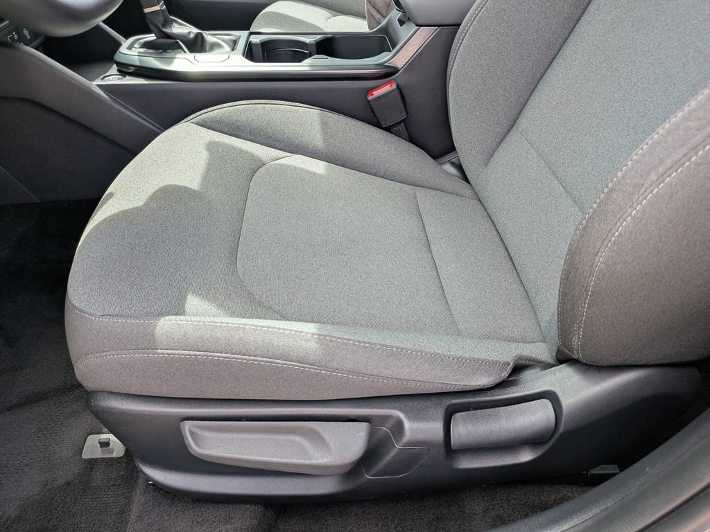 Certified 2025 Kia K4 FWD image 18