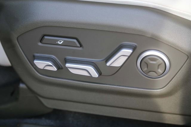 Used 2025 Hyundai Santa Fe Calligraphy FWD image 25
