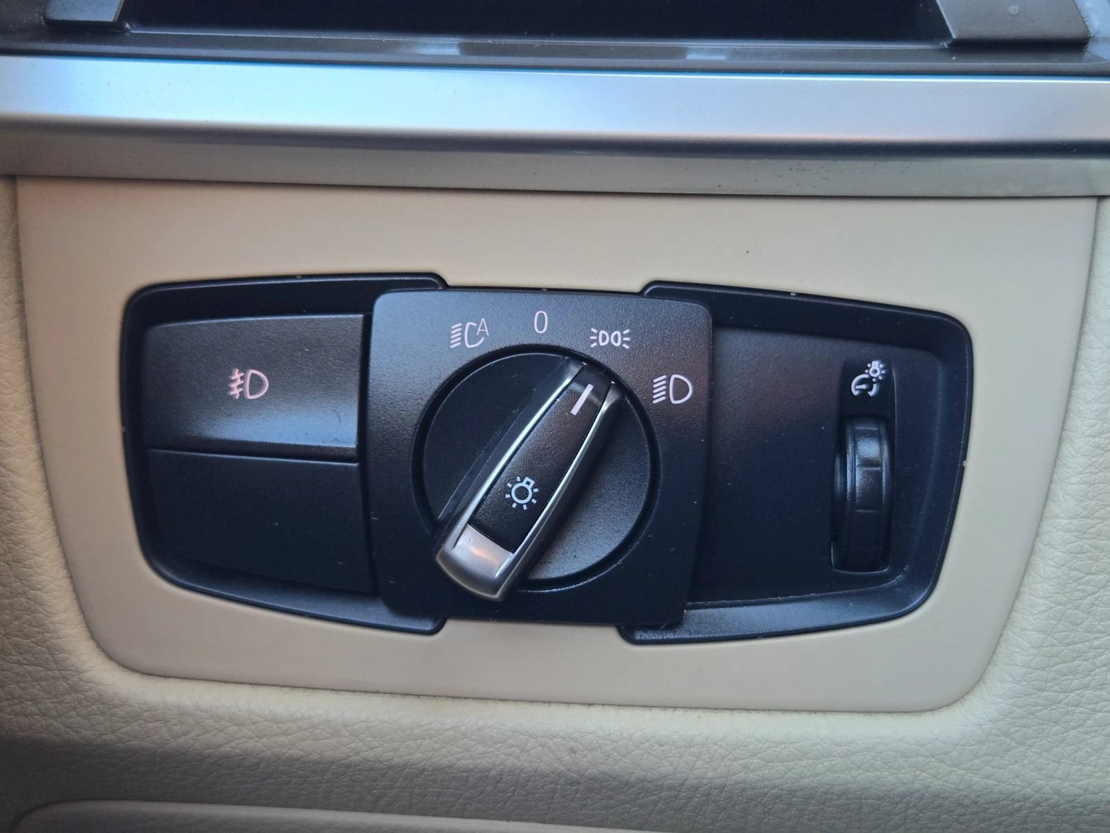 Used 2014 BMW 328i Sedan RWD image 32